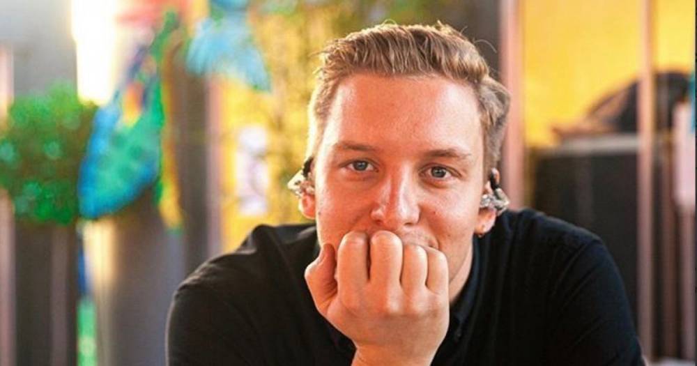 George Ezra - Joe Wicks PE Lesson's to 'make millions' for NHS after kind gesture from George Ezra - mirror.co.uk - city Budapest