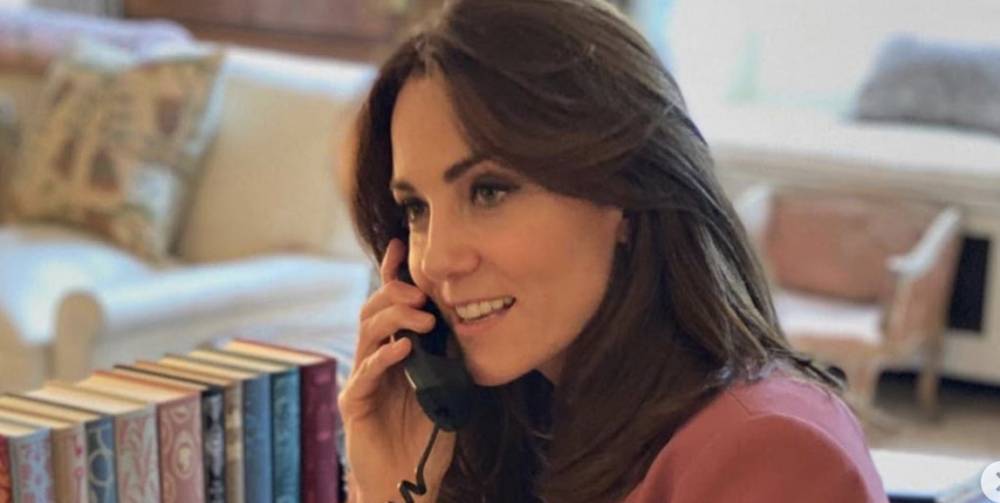 Kate Middleton - Kate Middleton's Pictured Without Her Engagement Ring as She Self-Isolates With Her Family - marieclaire.com