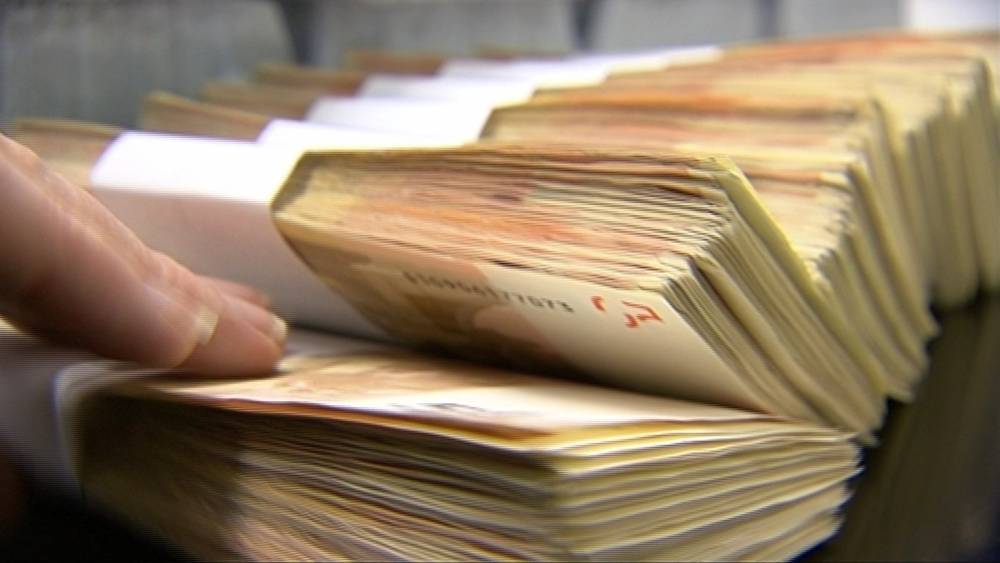 'Substantial' extra borrowing needed to meet Covid-19 costs - PBO - rte.ie