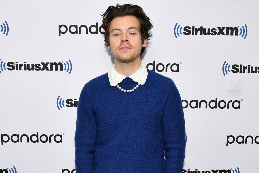 Harry Styles reveals he’s stuck in California and missing his mum and sister during coronavirus lockdown - thesun.co.uk - Usa - state California