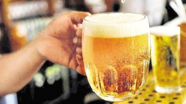 Kerala govt to issue special passes for drinkers with 'withdrawal symptoms' - livemint.com