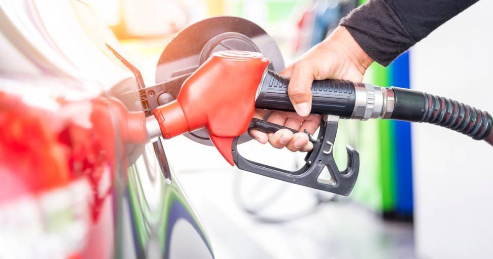 Petrol price drops by more than 4p a litre in biggest weekend fall since 2008 - dailystar.co.uk