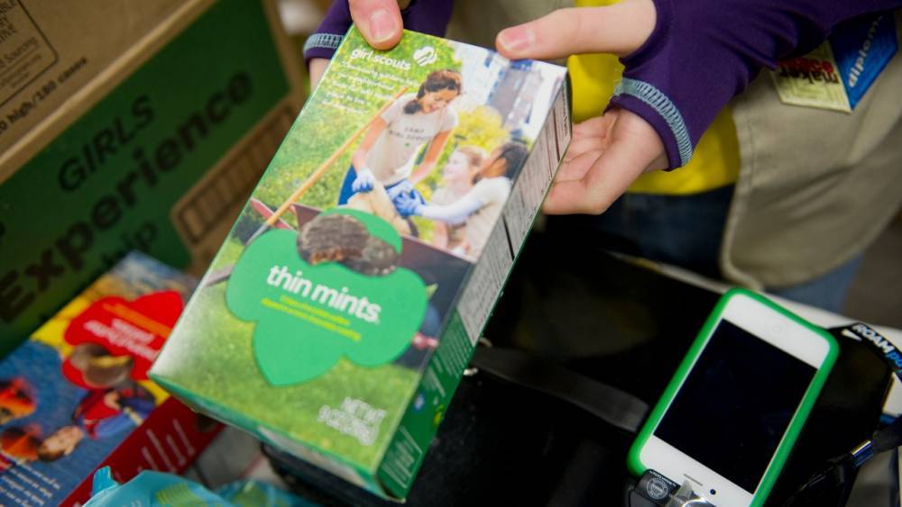 Girl Scout Cookies Are Now Available to Order Online - glamour.com - Usa