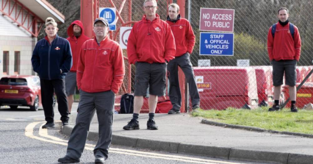 Scots Royal Mail posties strike over junk mail delivery jobs and 'unsafe conditions' - dailyrecord.co.uk - Scotland