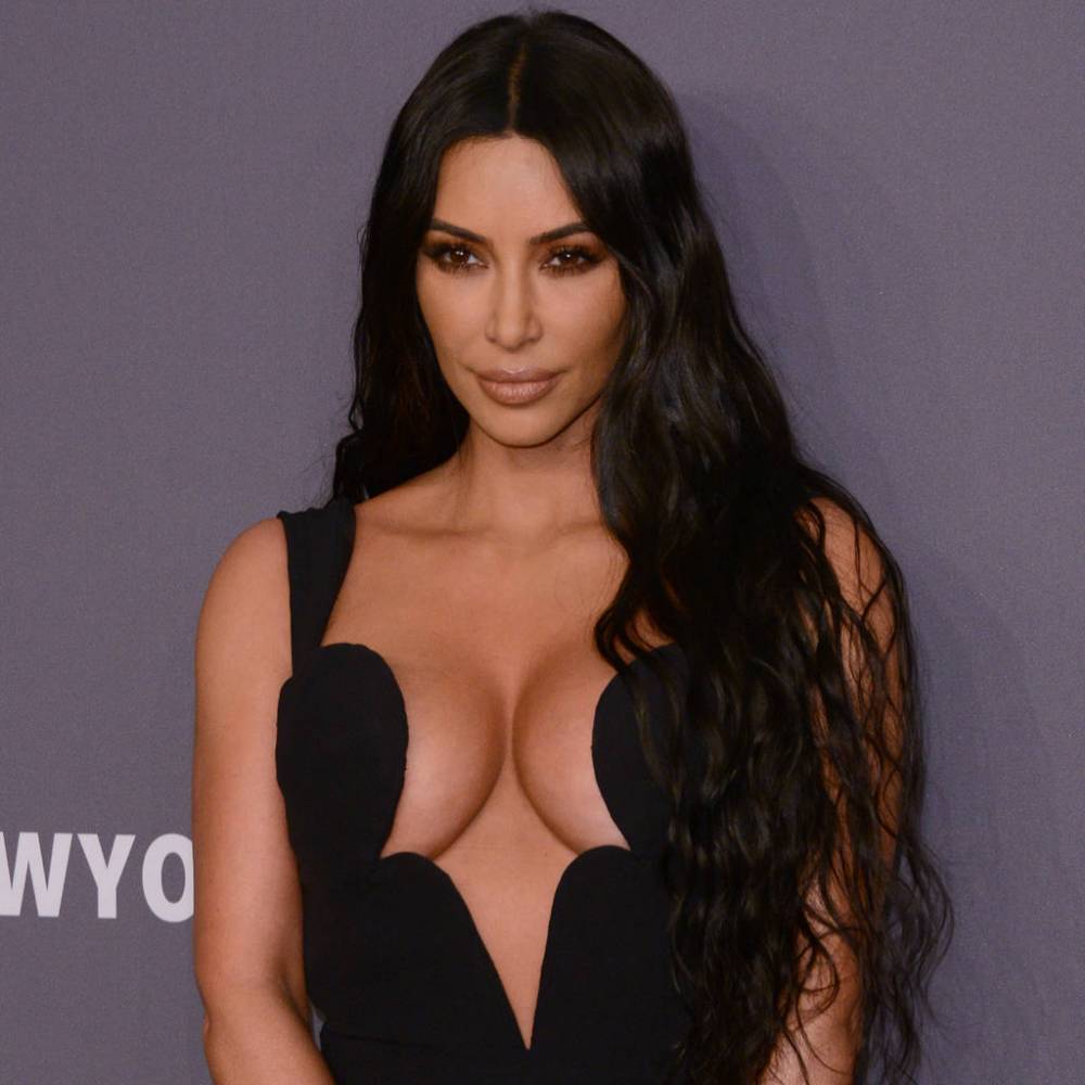 Kim Kardashian - Kim Kardashian tempted to overhaul hair colour after self-isolation - peoplemagazine.co.za