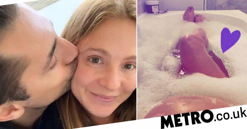 Millie Mackintosh - Millie Mackintosh and husband Hugo Taylor are a ‘quaran-team’ as Made In Chelsea star bares baby bump in the bath - metro.co.uk - city Hugo, county Taylor - city Chelsea - county Taylor