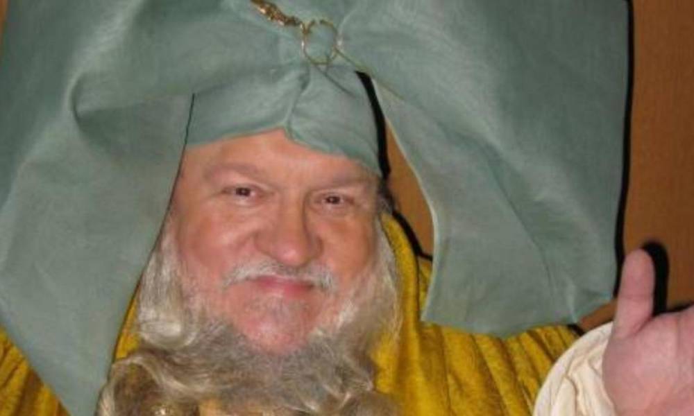 Game of Thrones’ George RR Martin unearths long lost cameo from HBO pilot episode - thesun.co.uk