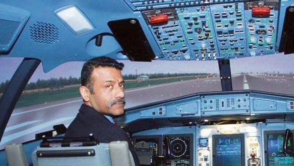 Air India - A month short of retirement, Air India captain aces the trickiest mission of his career - livemint.com - city Wuhan - India - Nepal