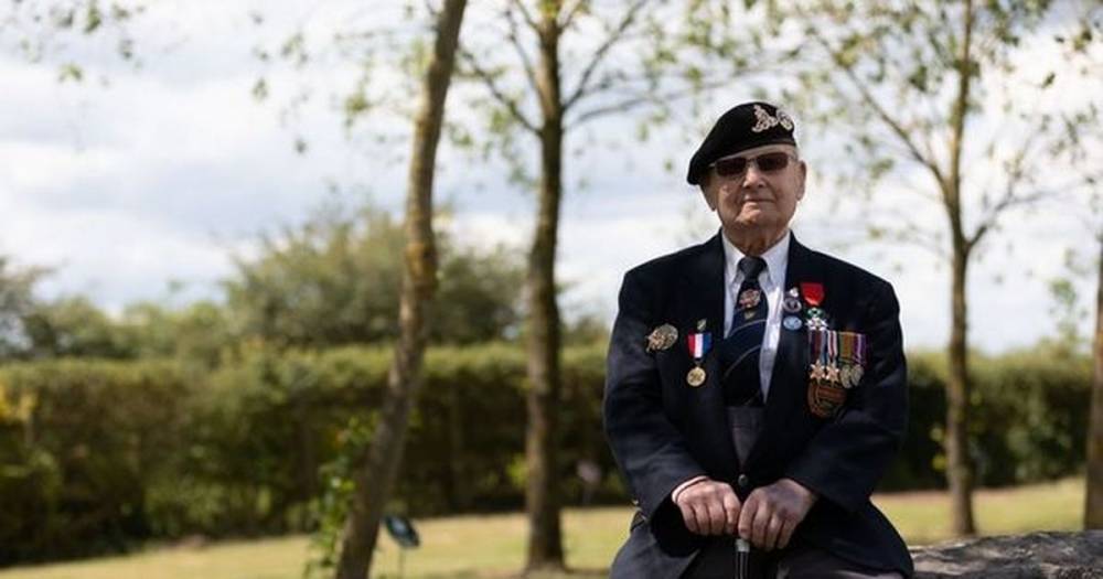 Tributes paid to D-Day veteran who died after testing positive for coronavirus - mirror.co.uk