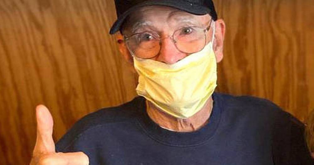 Bill Kelly - WW2 hero, 95, beats coronavirus: 'I survived Guam, I can get through this bull***t' - dailystar.co.uk - Usa - county Pacific - state Oregon - Guam