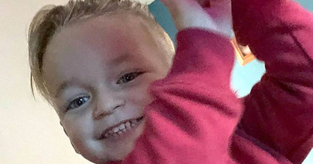 Boy, 3, crushed to death by car seat was 'invisible' to social workers - mirror.co.uk