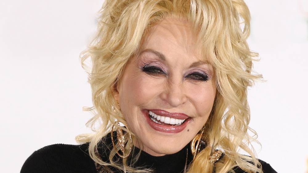 Dolly Parton to Read Children Bedtime Stories Online in Weekly 'Goodnight With Dolly' Series - hollywoodreporter.com