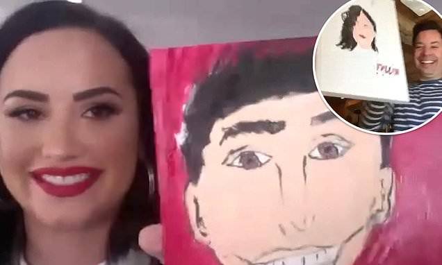 Jimmy Fallon - Demi Lovato and Jimmy Fallon paint each other's portrait on The Tonight Show: At Home Edition - dailymail.co.uk - Los Angeles