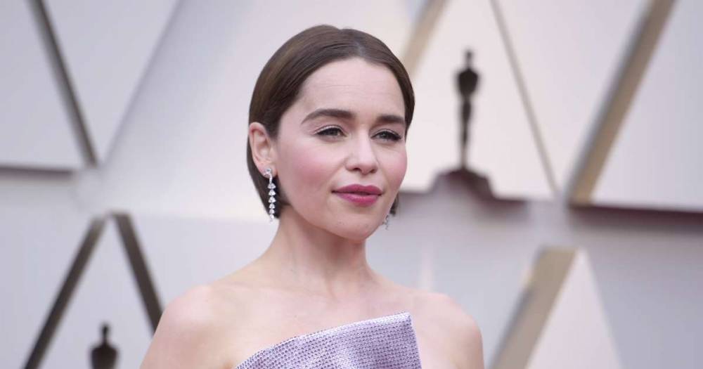 Emilia Clarke - Emilia Clarke offering up virtual dinner date for charity - msn.com