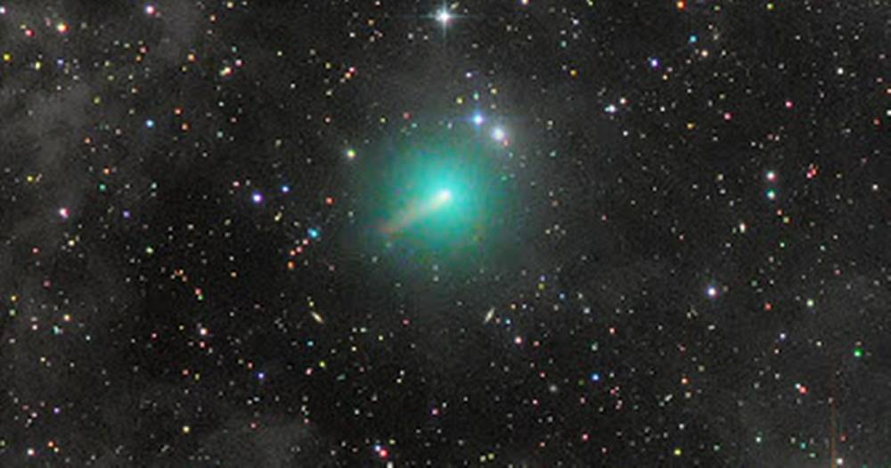Green comet five times the size of Jupiter is set to light up the night skies this month - mirror.co.uk
