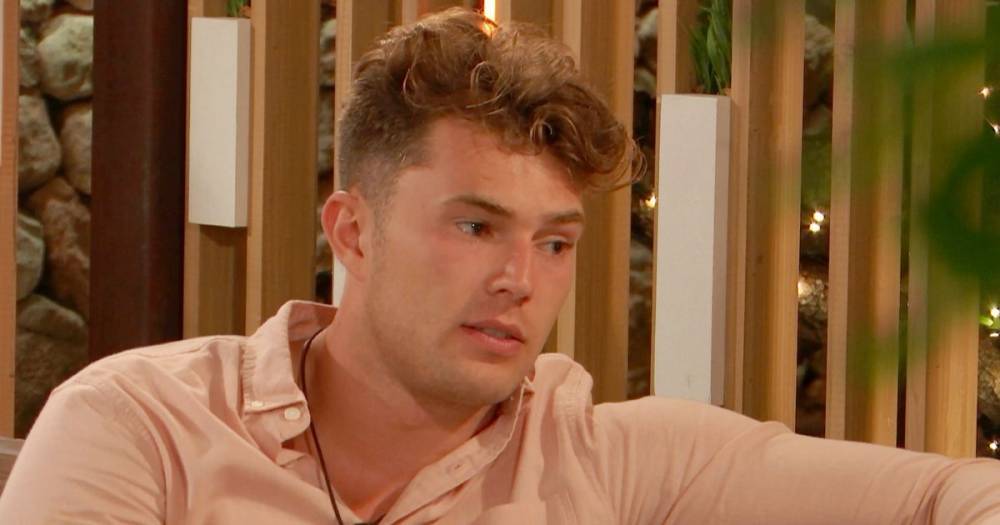 Maura Higgins - Curtis Pritchard - Curtis Pritchard admits he's not a Love Island fan and will never watch his own series - mirror.co.uk