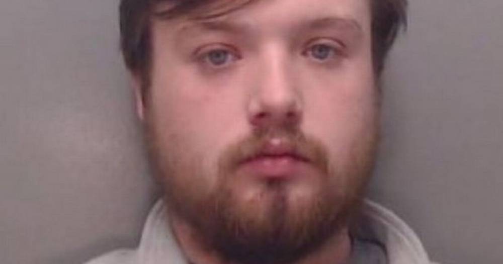 Disgusting thug claiming to have coronavirus spat on mum holding baby - dailyrecord.co.uk