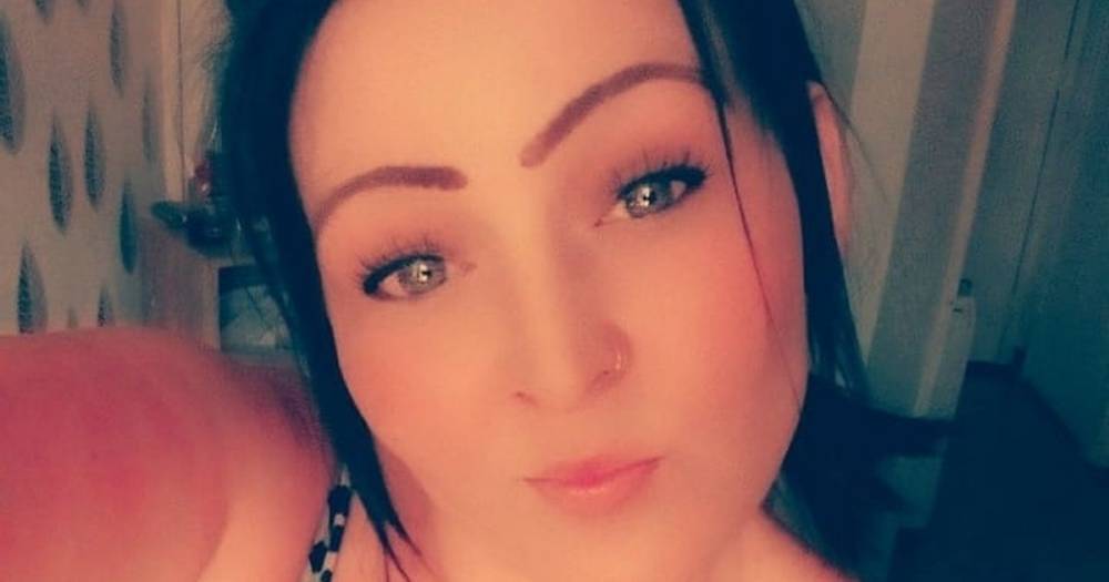 Grieving daughter, 32, collapses and dies at funeral of coronavirus victim mum - mirror.co.uk