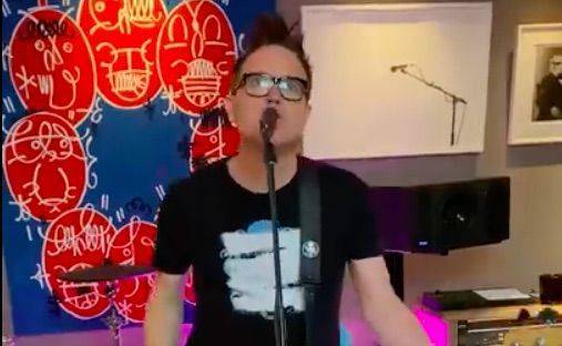 Mark Hoppus - Travis Barker - Blink-182 Debuts New Quarantine-Themed Video For ‘Happy Days’ - etcanada.com