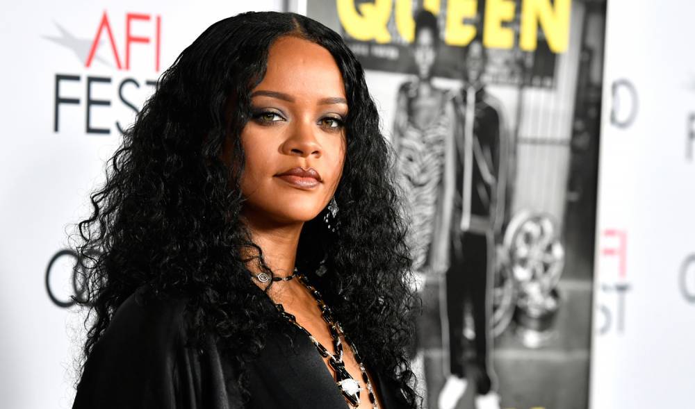 Ronald Fenty - Rihanna Sent a Ventilator to Her Dad During His Coronavirus Battle - justjared.com - Barbados