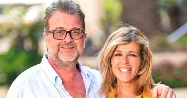 Kate Garraway - Derek Draper - ‘It’s An Excruciatingly Worrying Time’: Kate Garraway Says Husband Is Still ‘Very Ill In Intensive Care’ As He Fights Coronavirus - msn.com - Britain