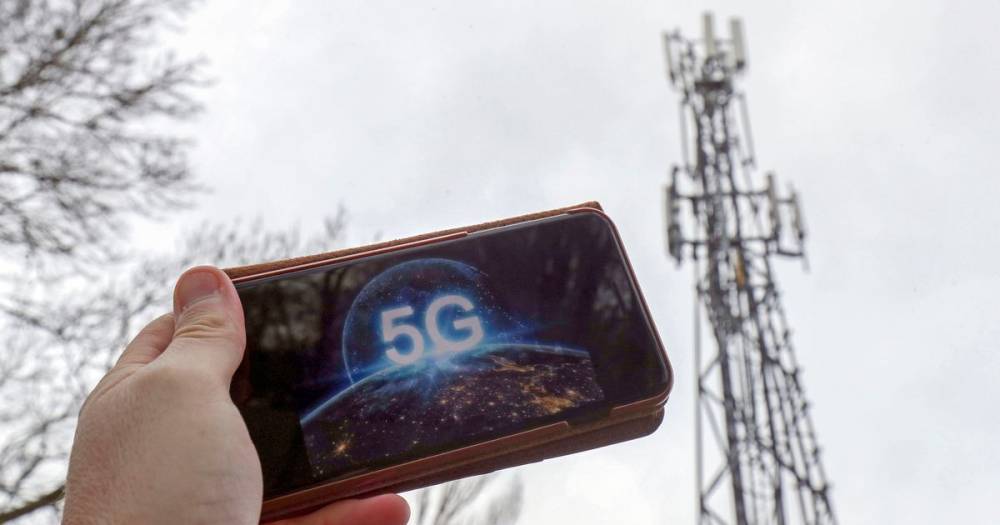 Doctor says 5G isn't spreading coronavirus and labels conspiracy theories 'impossible' - mirror.co.uk