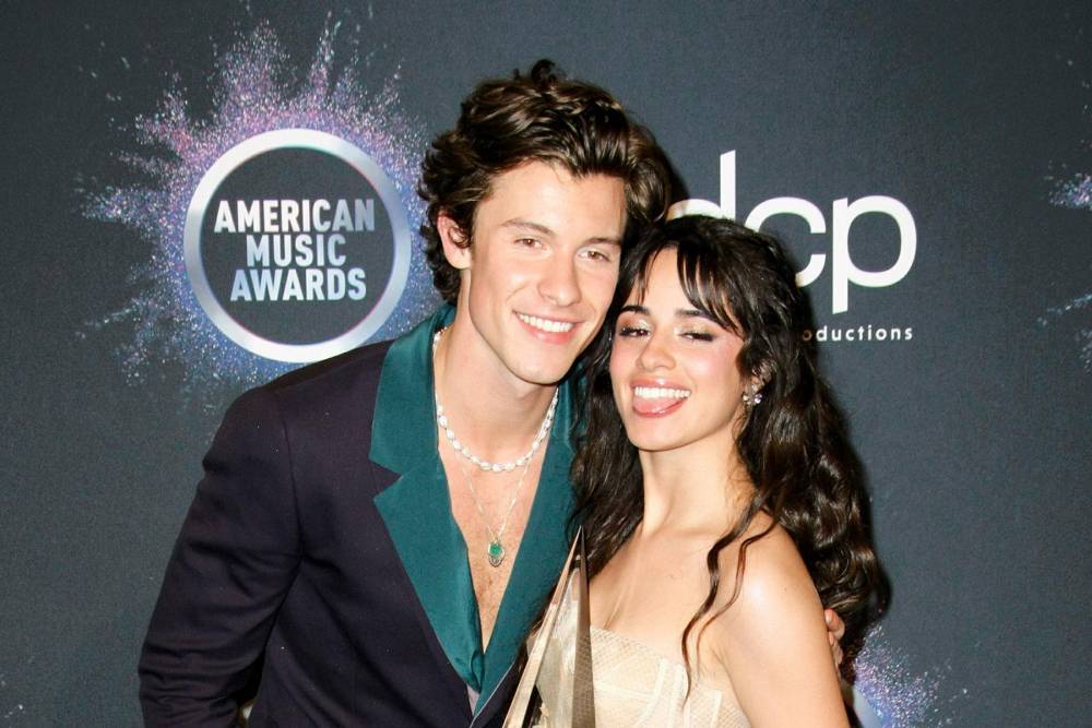 Shawn Mendes - Shawn Mendes surprises fans during Camilla Cabello’s hospital video chat - hollywood.com - area District Of Columbia - Washington, area District Of Columbia - city Havana