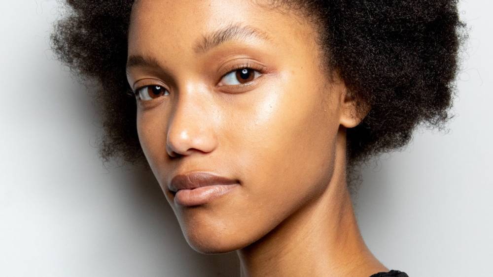 What Is Retinol? How to Use It, Product Benefits, Risks & More - glamour.com