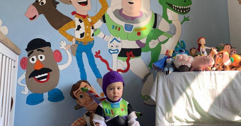 DIY dad creates Toy Story bedroom for son, 2, during coronavirus quarantine - dailystar.co.uk - Britain