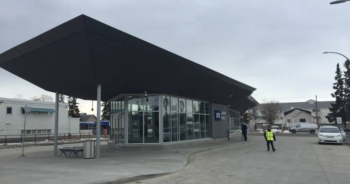 Edmonton’s Jasper Place Transit Centre reopens after lengthy renewal delay - globalnews.ca