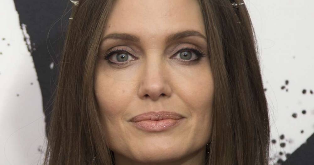 Angelina Jolie Calls for Protecting Vulnerable Children During Coronavirus Pandemic - msn.com - Usa