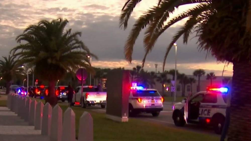 Orlando Rolon - Orlando Police salute medical professionals - clickorlando.com - state Florida