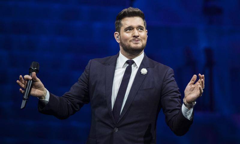 Michael Buble - Michael Bublé shares a heartwarming picture of his daughter while in social isolation - us.hola.com - city Vancouver