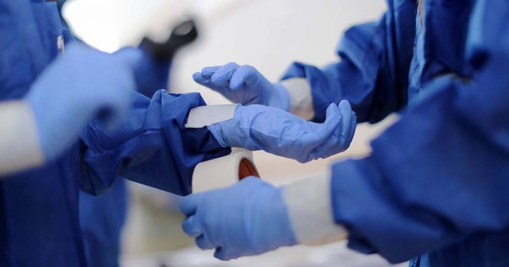Nurse, 52, dies whilst self-isolating at home with coronavirus symptoms - manchestereveningnews.co.uk