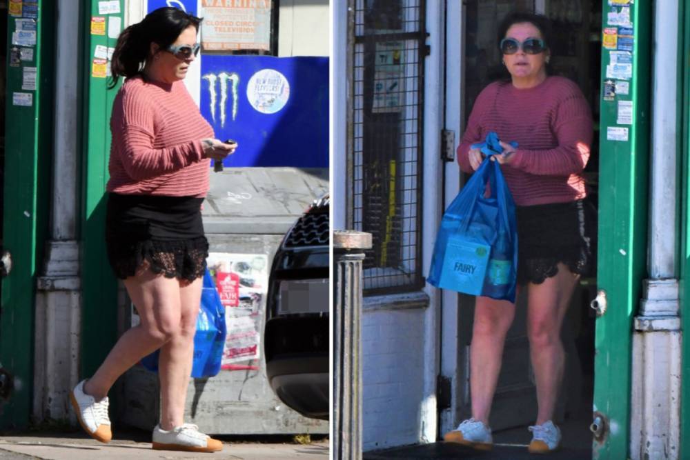 queen Vic - Kat Slater - Jessie Wallace - EastEnders star Jessie Wallace dashes to the shop for essentials during lockdown in a tiny skirt - thesun.co.uk