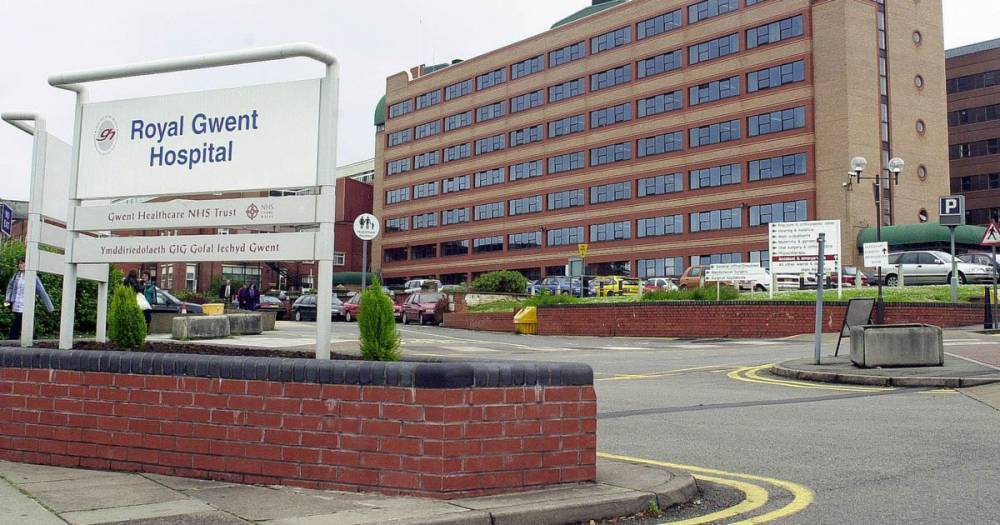 Hospital in coronavirus crisis with 50% of AE staff testing positive for deadly bug - mirror.co.uk - county Newport