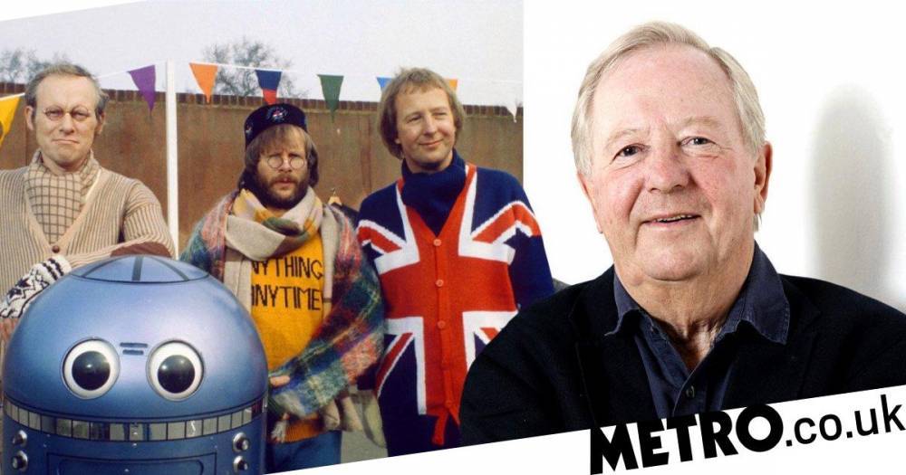 Stephen Fry - David Walliams - David Mitchell - Stephen Fry, David Walliams lead tributes for Tim Brooke-Taylor after he dies aged 79 - metro.co.uk - Britain