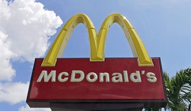McDonald’s employee in Saskatoon tests positive for COVID-19 - globalnews.ca - Canada