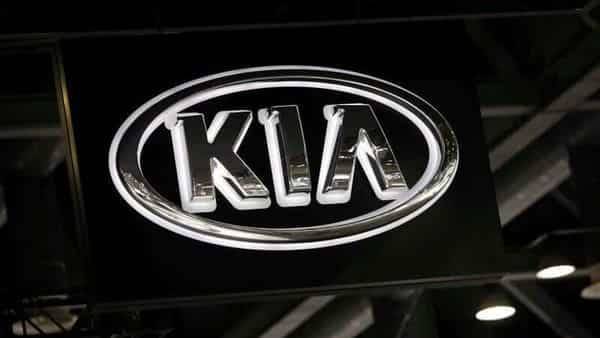 Kia Motors considers halting three South Korean plants as Covid-19 hits exports - livemint.com - South Korea - Usa - city Seoul