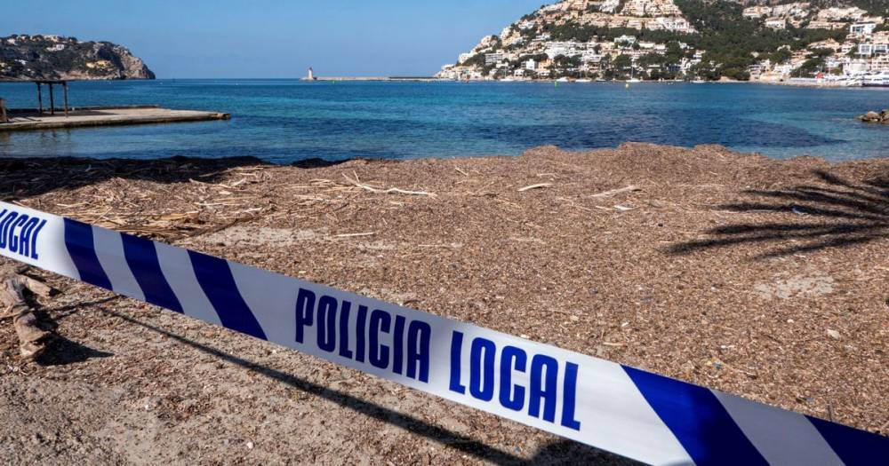 Holidaymakers returning to Spain after lockdown "will have to sunbathe 6ft apart" - mirror.co.uk - Spain