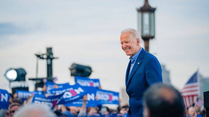Joe Biden - Tara Reade - Former Senate staffer accuses Joe Biden of sexual assault - fox29.com - Washington - city Washington