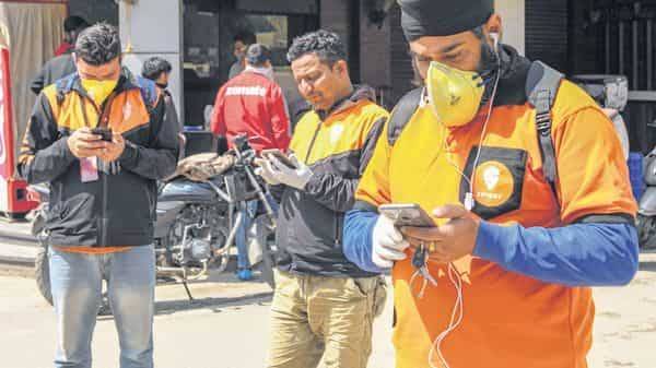 Swiggy ramps up grocery delivery amid covid-19 crisis - livemint.com - India