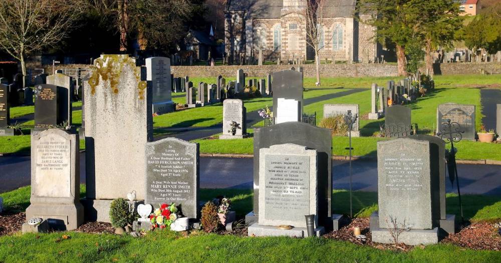 Funeral changes introduced with only 10 mourners permitted graveside during coronavirus lockdown - dailyrecord.co.uk - Scotland