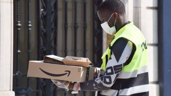Amazon plans to hire 75,000 more employees, raise hourly wages amid COVID-19 demand - fox29.com - Los Angeles