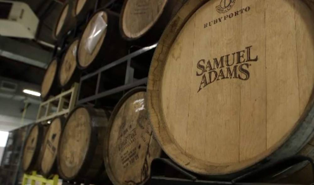 Sam Adams offering $1,000 grants to bar, restaurant workers - clickorlando.com - New York - state Illinois - state California - state Florida - state Tennessee - state Pennsylvania - state New Jersey - state Ohio - state Massachusets - state Connecticut - state Arizona - state North Carolina - state Vermont - state Texas - state South Carolina - state New Hampshire - Georgia - state Michigan - state Maine - state Rhode Island