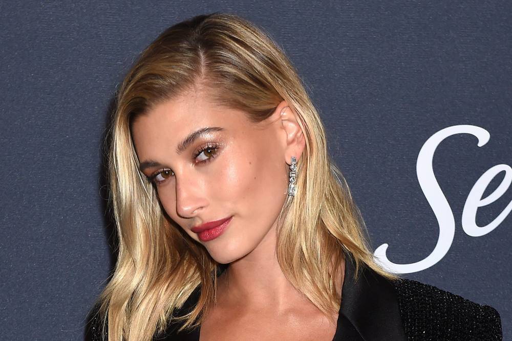 Justin Bieber - Hailey Bieber - Hailey Bieber Admits Canada’s ‘Cleaner Air’ Does Wonders For Her Skin - etcanada.com - New York - Britain - Los Angeles - Canada