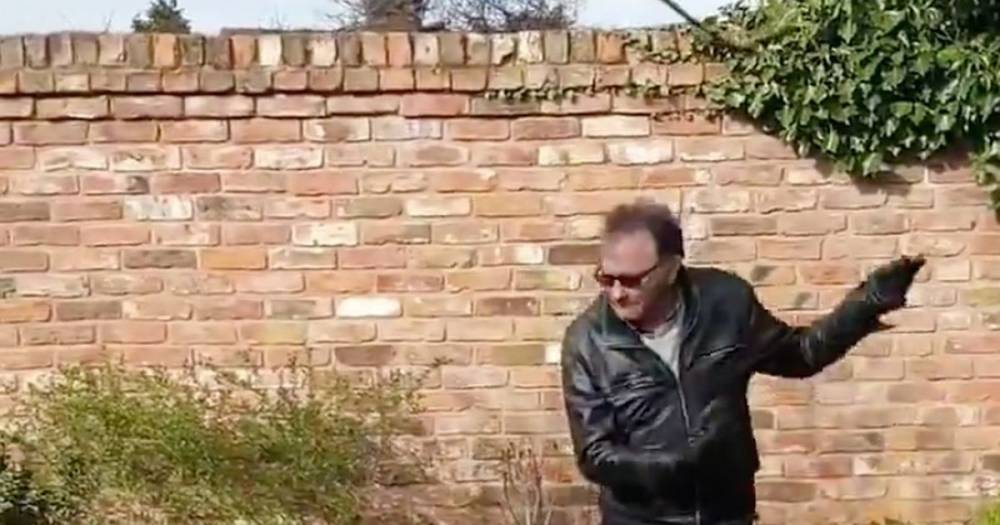 Paul Elliott - Chuckle Brothers star Paul raves in garden after recovering from coronavirus - mirror.co.uk
