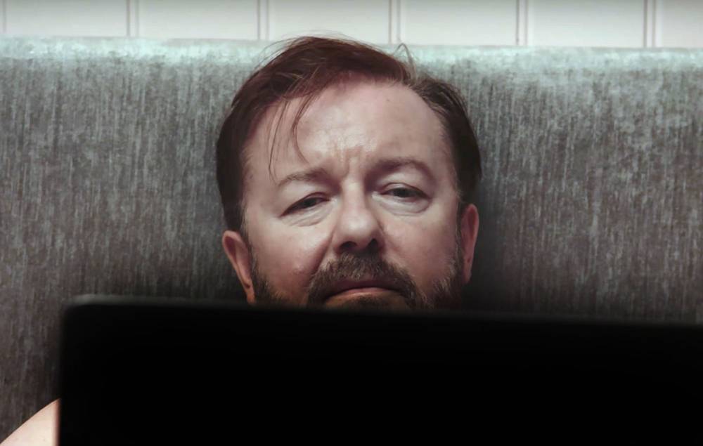 Ricky Gervais - Coronavirus: Ricky Gervais criticises people “complaining from mansions” while NHS staff save lives - nme.com