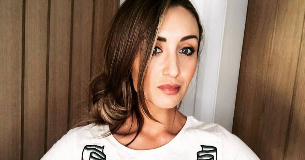 Catherine Tyldesley - Eva Price - Corrie's Catherine Tyldesley unleashes killer curves in tiny crop top for racy snap - dailystar.co.uk