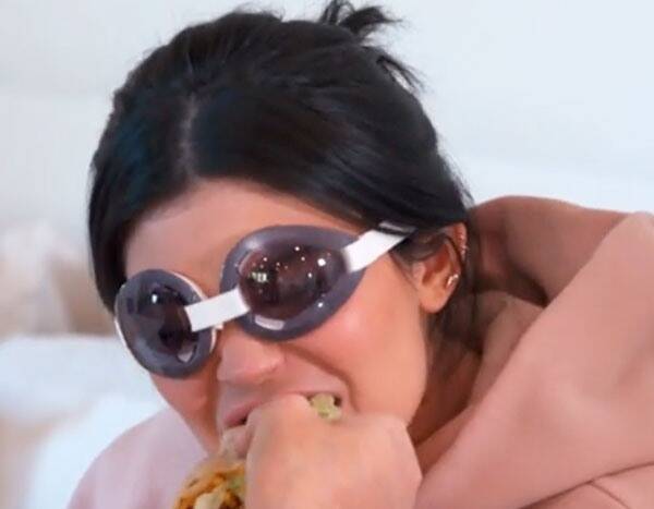 Kylie Jenner - Kris Jenner - Yes, Kylie Jenner Had Mom Kris Jenner Feed Her Tacos After Lasik Surgery! - eonline.com